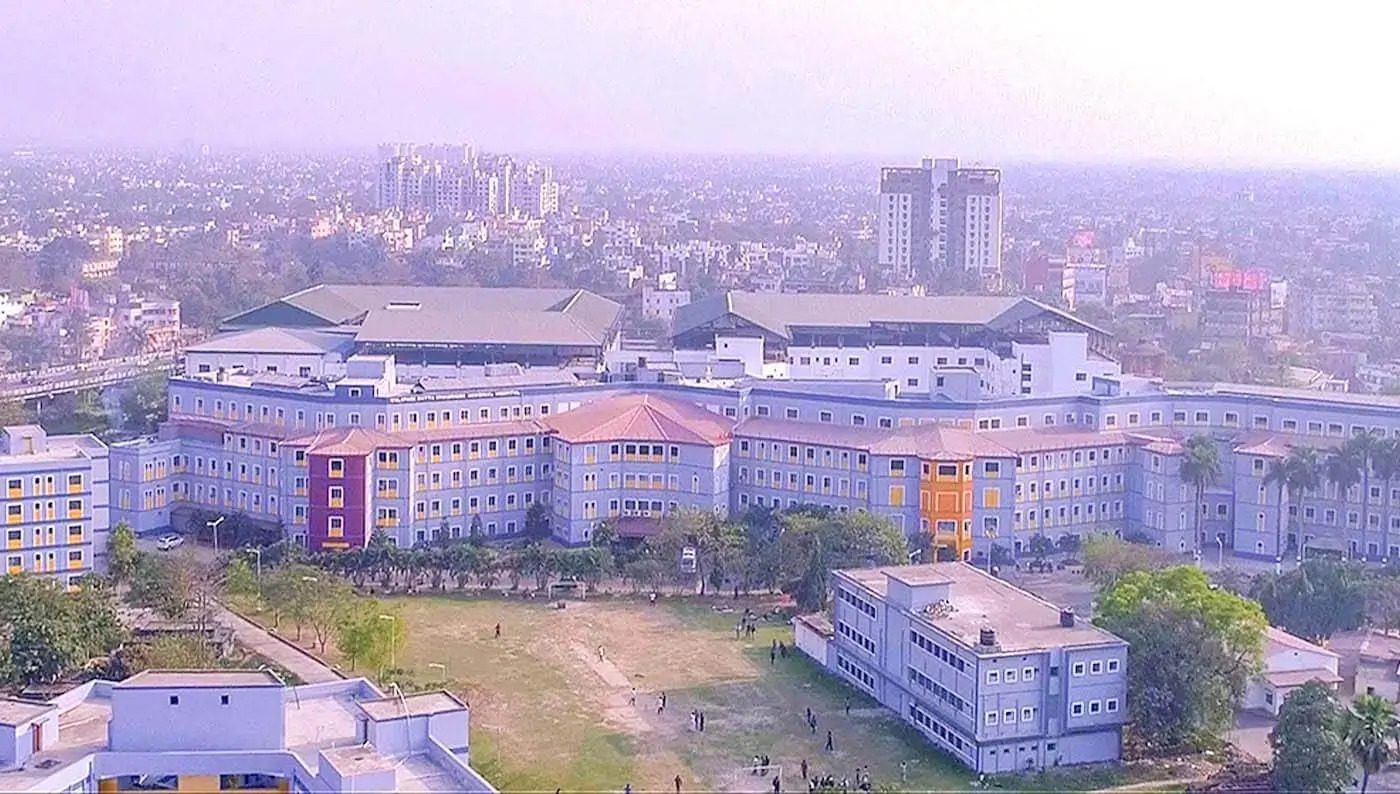 kpc-medical-college-building